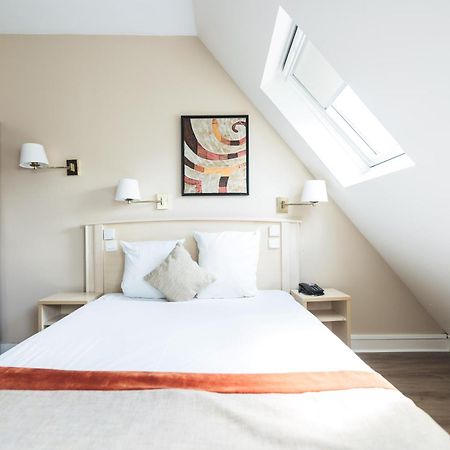 Hotel Corona -Rodier- Париж Екстериор снимка