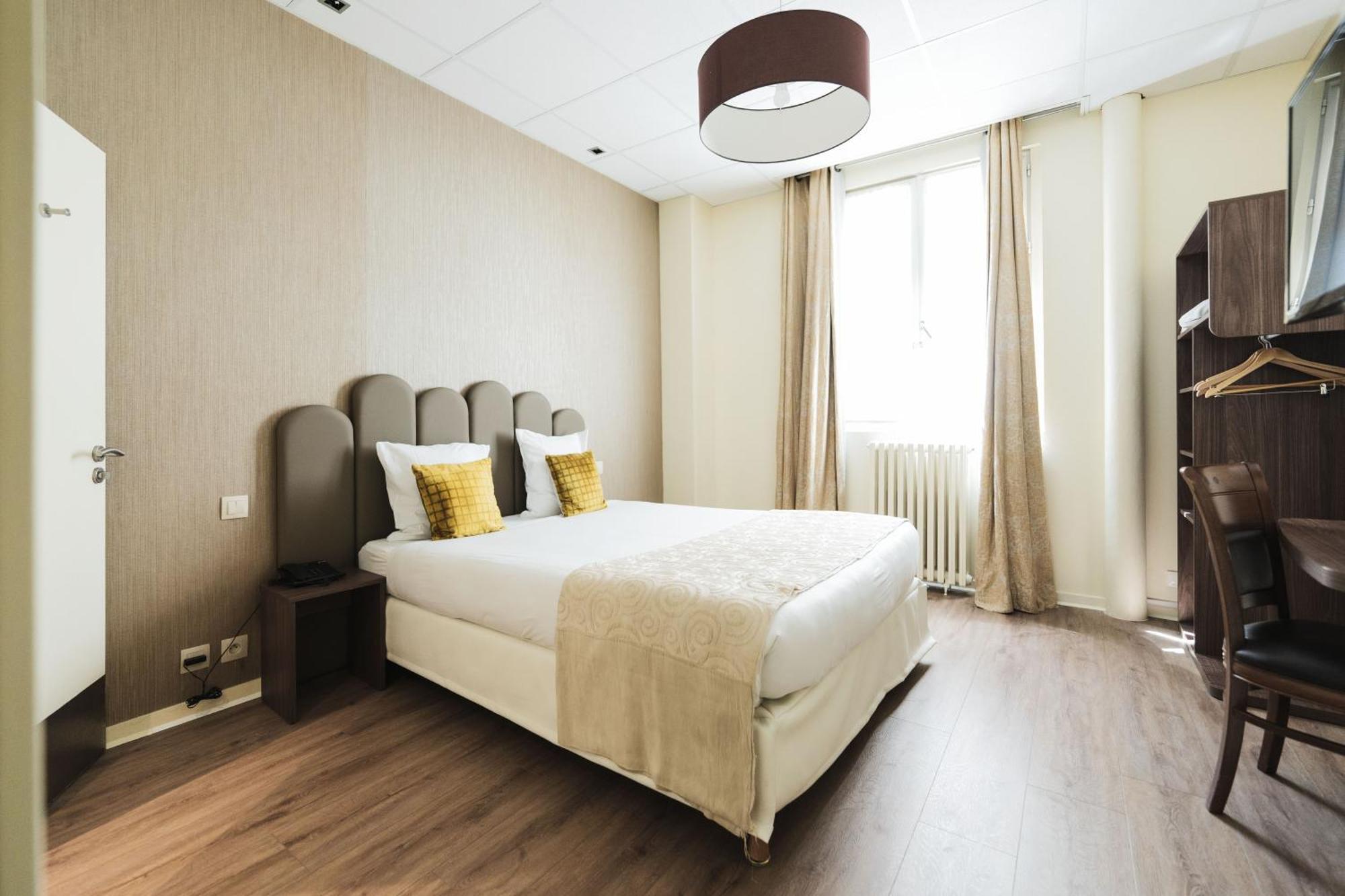 Hotel Corona -Rodier- Париж Екстериор снимка