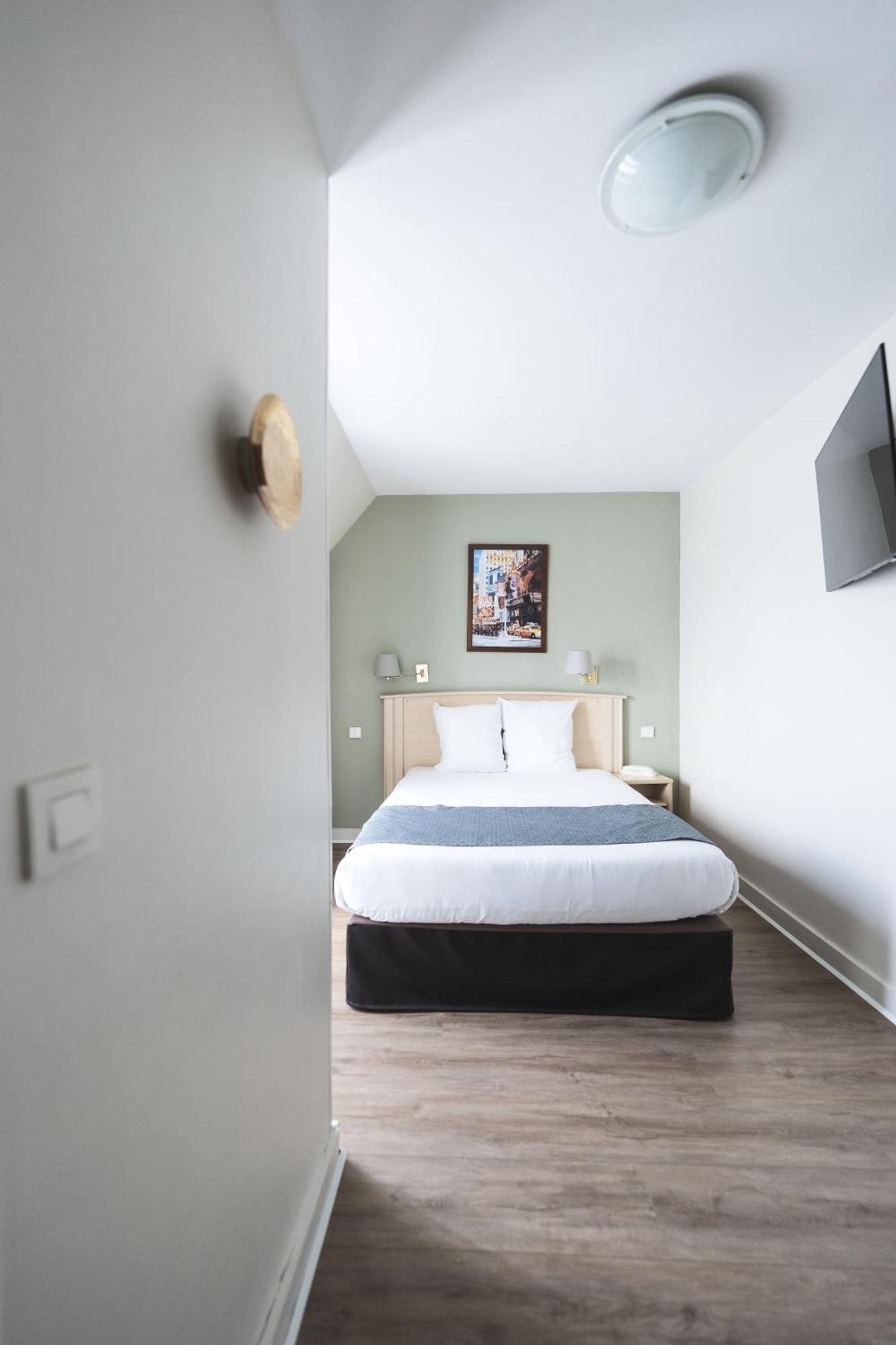 Hotel Corona -Rodier- Париж Екстериор снимка